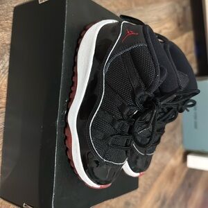 Toddler Nike Jordan sneakers 11 retro black and red size 9